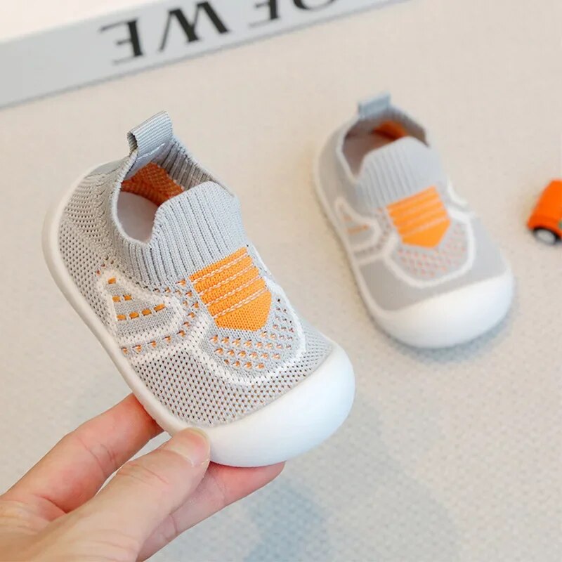 Chaussures bébé respirantes | PetitsPasSûrs™